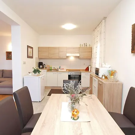 Mato 1424 Apartment