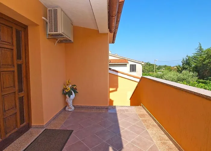 Apartment Mato 1424 Pula