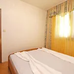 Mato 1424 Pula
